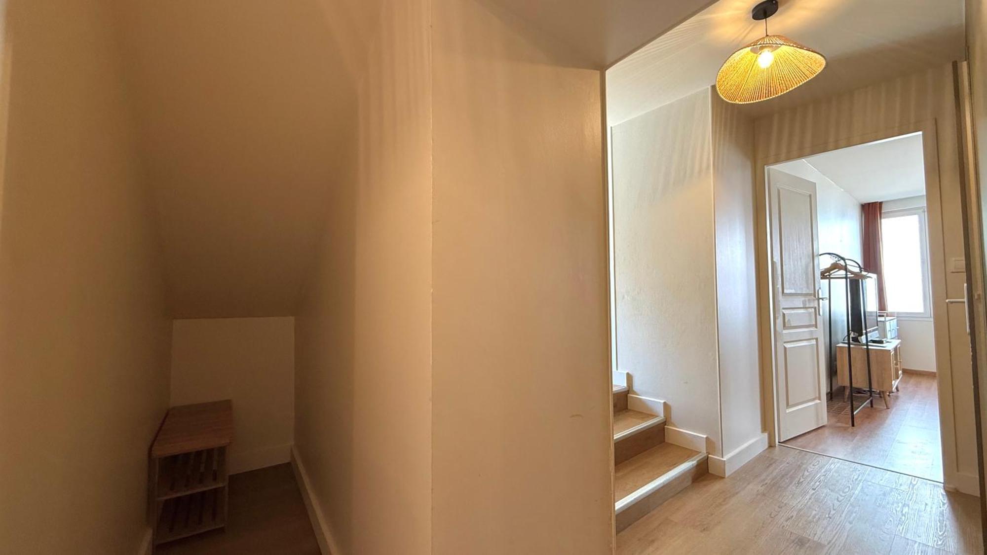 Parking Et Exterieur A 50m De La Saone Apartment